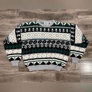 Super soft and warm oversized unisex men’s sweater size XL vintage​